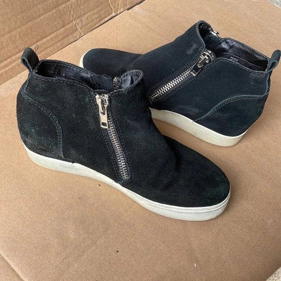 Steve Madden " wedgie" sneaker - Picture 5 of 7